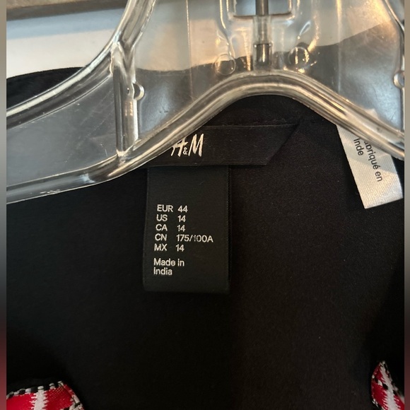 H&M shirt dress - Picture 4 of 16